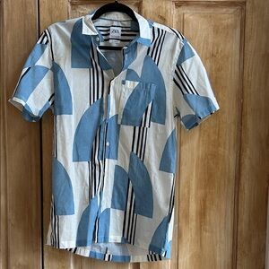 Zara Men's Shirt with Blue and White Geometric Design